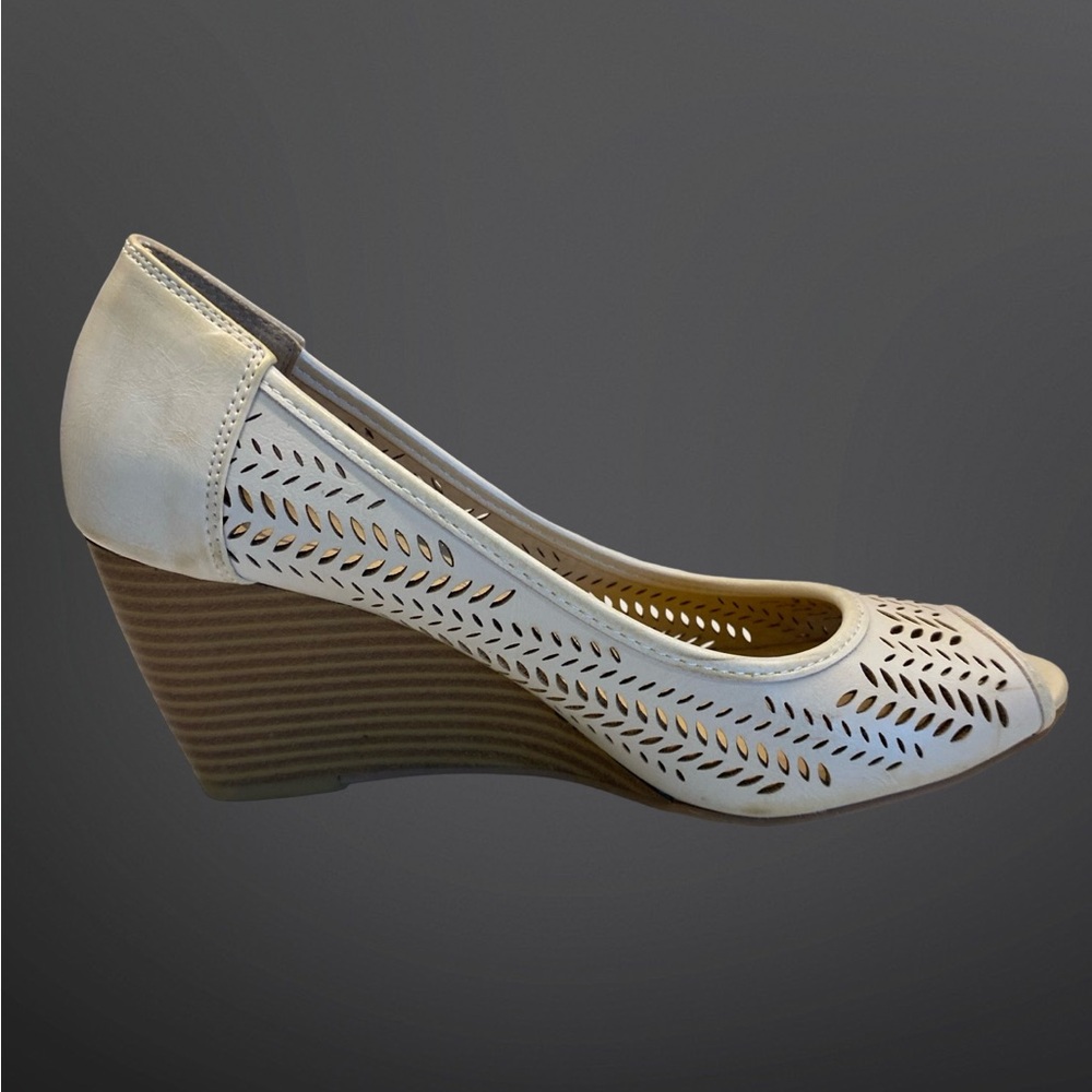 Ivory Cut Out Wedges